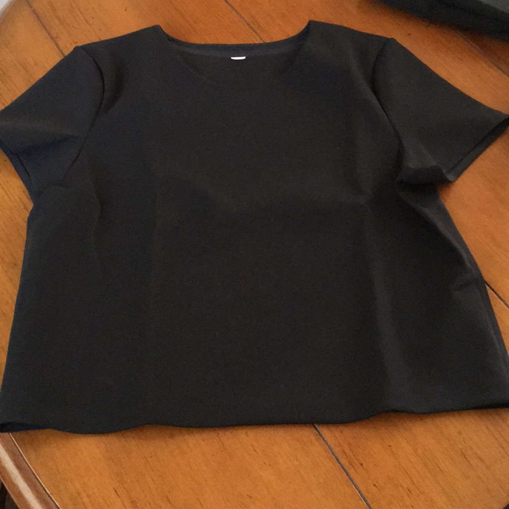 Lululemon crop top